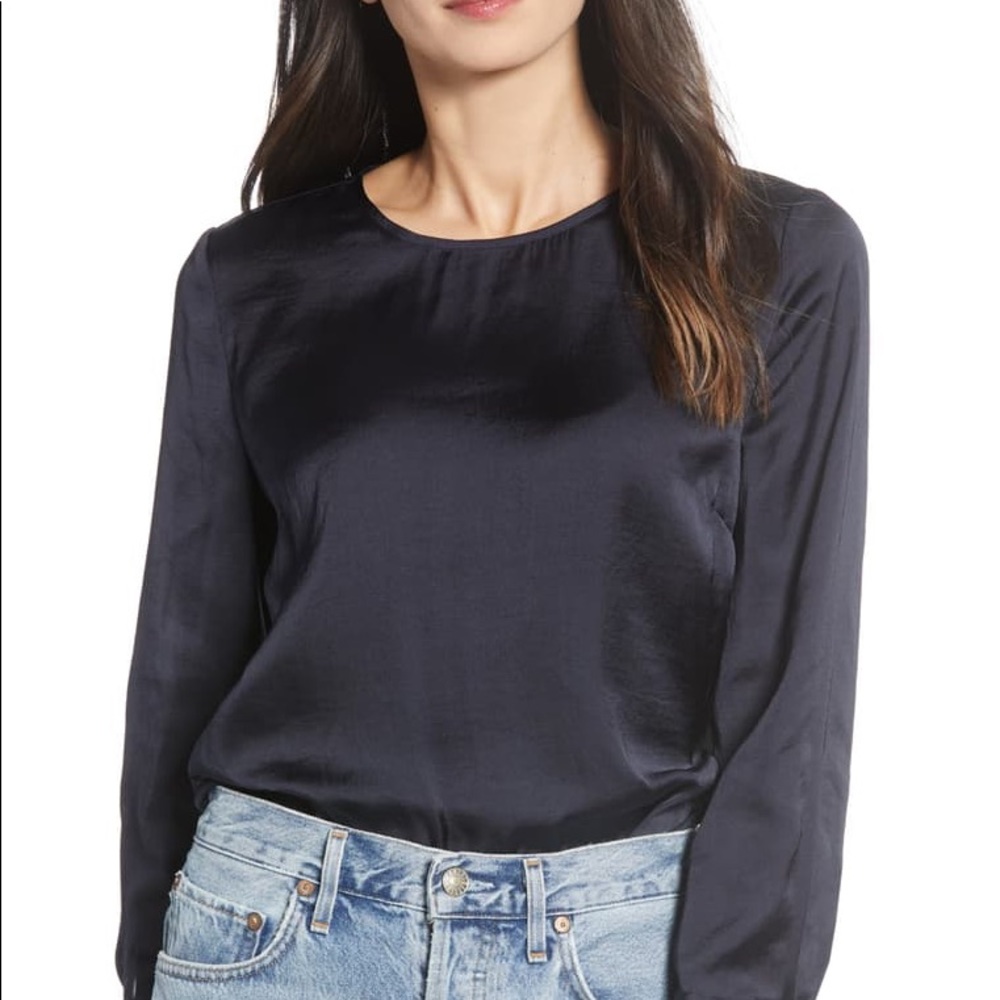 Brand New with Tags Chelsea28 French Cuff Top Sz S